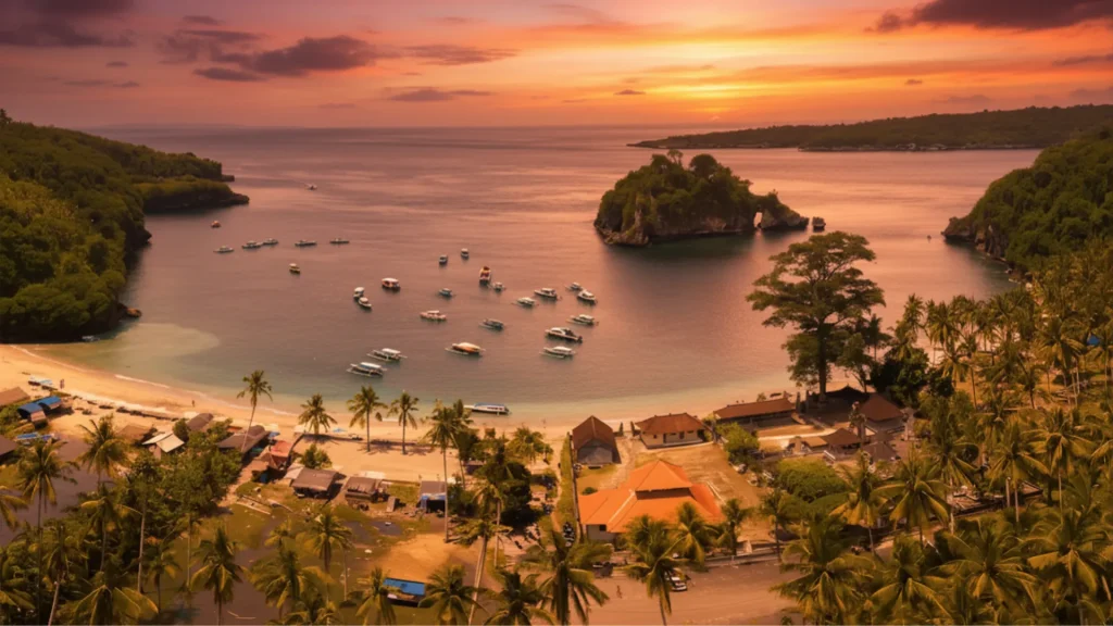 Sunset view over Crystal Bay Nusa Penida popular for West Tour with Snorkeling